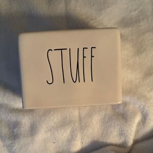 Stylish, contemporary, like new container